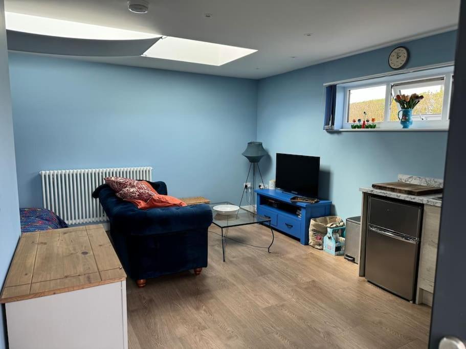 Ferienwohnung Studio, Ideally Located At Beautiful Lizard Point, Cornwall Helston Exterior foto